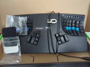 Kinesis Advantage 2 USB Ergo Keyboard linear brown switches with extras - Photo 1/9