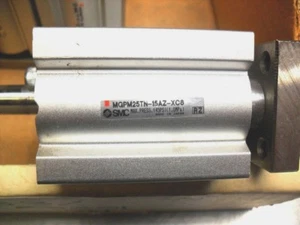 Cojinete deslizante guía compacto SMC MGPM25TN-15AZ-XC8 - Imagen 1 de 4