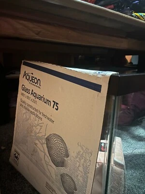 Acuario Aqueon nunca usado 75 galones Foto 1 de 3