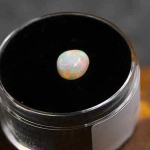 Exquisite Lightning Ridge Crystal Opal 0.90 ct - Bild 1 von 3