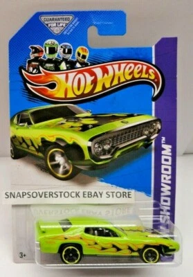 Plymouth Road Runner 2013 exclusivo Hot Wheels Kmart verde 71, HW #215, muy buen estado Foto 1 de 4