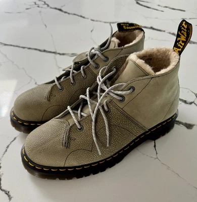 NUEVAS Botas de Mono Dr. Martens Iglesia Cuero Nubuck y Guijarro Gris Medio Talla 10 EE. UU. Foto 1 de 4