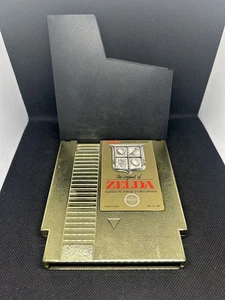 NINTENDO Legend of Zelda Gold Video Game Tested 1985 NES Cartridge Only Vintage - Picture 1 of 2