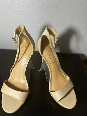 Lauren Conrad 女士 4 英寸高跟鞋踝带凉鞋记忆泡沫素食米色 9 码 — 第 1/4 张图片