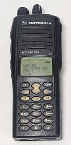 Motorola HT1550 XLS UHF 450-527 MHz 255 Channel Front Panel Programmable GMRS - Picture 1 of 11