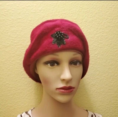 Vintage Red Burgundy Faux Fur Beret With Black Bead Details. Womens Hat Cap. - Image 1 of 4
