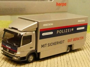 1/87 Herpa MB Atego 04 Polizei Österreich 906586 - Bild 1 von 2
