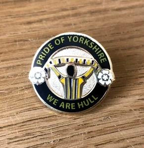Pride of Yorkshire We Are Hull City Football Enamel Pin Badge - Picture 1 of 1