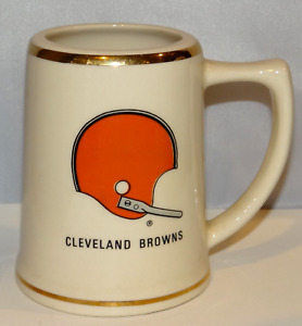 NFL CLEVELAND BROWNS Ceramic Beer Stein Mug Tankard Football Vintage Gold Trim