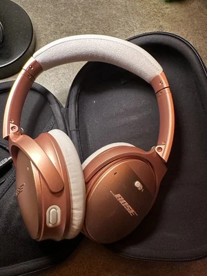 Bose 7895640050 QuietComfort 35 II беспроводные наушники - розовое золото  - Изображение 1 из 3