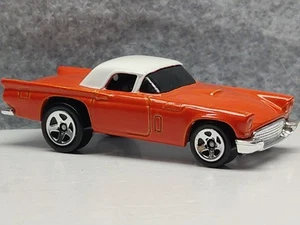 Hot Wheels '57 T-bird 2008 Mystery Car Orange & White Diecast - Beautiful! - Picture 1 of 8