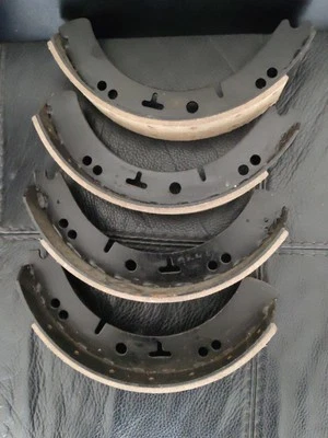 LB154 HUMBER HAWK SERIE 1 1957-1960 JUEGO DE 4 ZAPATAS FRENO DELANTERAS Foto 1 de 4