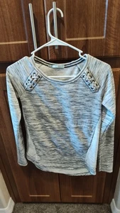 Maurices Women's Long Sleeve - Picture 1 of 3