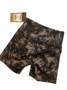 The North Face Flex 5" Tight Shorts Women Black Waterfall Print Gym Yoga 2025 - Picture 1 of 5