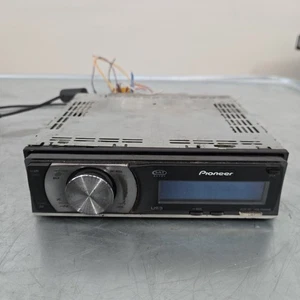 Pioneer DEH-P5000UB CD-Player Stereo Empfänger für Armaturenbrett - Klappbares Gesicht Old School - Bild 1 von 6