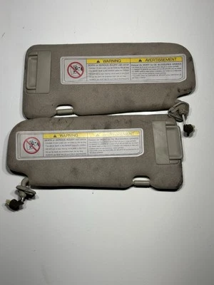 Juego de parasol Infiniti G35 gris - par OEM izquierdo y derecho Foto 1 de 3