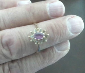 VINTAGE 14K GOLD DIAMOND & PINK STONE with SMALL DIAMONDS AROUND RING SIZE 8 - Picture 1 of 9