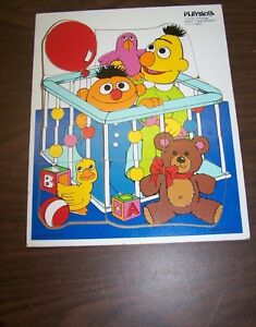 Playskool Sesame Street Bert & Ernie As Babies Wood Frame Puzzle in Crib w/ Duck
