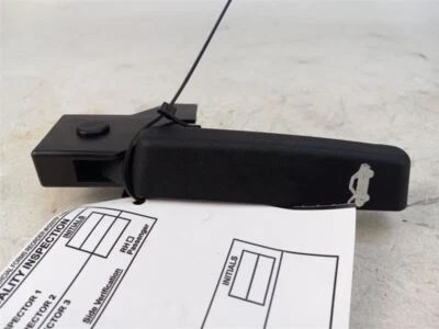 Chevrolet Sonic 2013 capó pestillo de liberación Foto 1 de 4