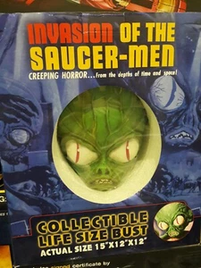 Invasion of the Saucer Men Life Size Bust 1:1 Scale Made 2008 NIB - Picture 1 of 4