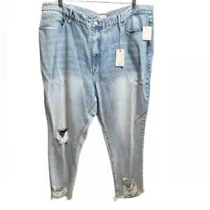 NWT Good American Plus Size Light Wash Distressed Ankle Cropped Jeans - Size 22 - Picture 1 of 10