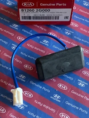 Manija de liberación de bloqueo de tapa de maletero exterior OEM Kia Optima Forte Cadenza 81260-2G000 Foto 1 de 3