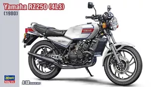 Hasegawa 1:12 MOTORBIKE SERIES Yamaha RZ250 4L3 1980 Plastic Model - Picture 1 of 6