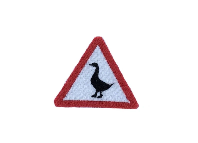 AKACHAFACTORY Patch aufnäher biker iron on Bügelbild Applikation gans Zeichen achtung motorrad