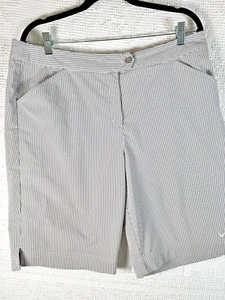 Callaway Golf Shorts Women 14 Bermuda Performance ~ Grey Striped ~ Nice - Picture 1 of 13