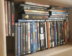 LOT 2 DE 51 DVD OCCASION DIVERS - DISNEY COFFRET BRUCE LEE BOURNE INDIANA JONES - Picture 1 of 4