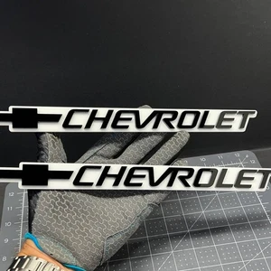 2PCS Chevrolet Emblem Badge – White & Black 3D Car Fender & Trunk Decals - Bild 1 von 14