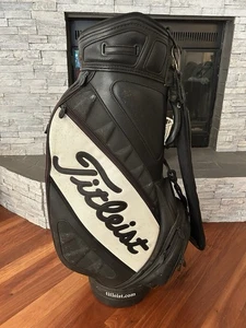 Bolsa de personal mediana Titleist, 3 vías. Blanco y negro. - Imagen 1 de 6