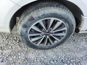 Used Wheel fits: 2015 Lincoln Navigator 20x8-1/2 TPMS aluminum machined face pai - Picture 1 of 4