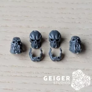 Warhammer 40K Battlefield Trophies Bits | Ork Nobz Skulls 4x Set - Picture 1 of 1