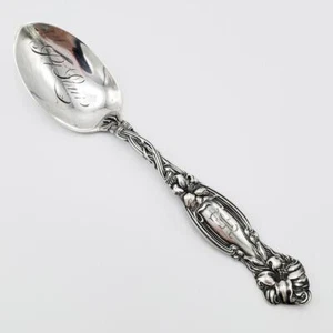 Antique International Frontenac St Louis Souvenir Spoon Lily Pattern - Picture 1 of 5