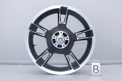 Harley Street Glide 2018 16" x 5,00" rueda trasera Enforcer 25 mm contraste Foto 1 de 4