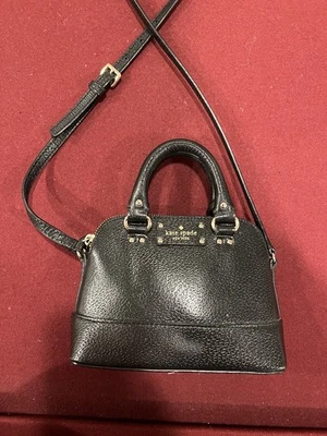 Bolso de Mano Bandolera Kate Spade Mini Rachelle Negro - Usado en Excelente Condición Foto 1 de 4
