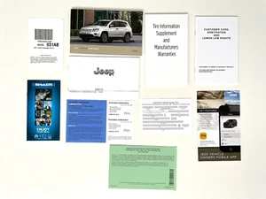 2017 JEEP COMPASS OWNERS MANUAL SET  WITH CD OEM ITEM GENUINE MOPAR - Picture 1 of 2