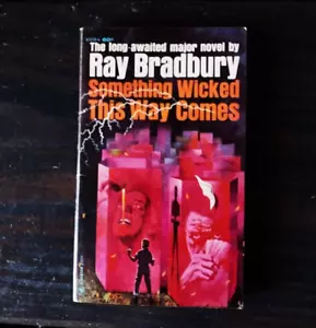 Ray Bradbury - Something Wicked This Way Comes - Foto 1 di 4