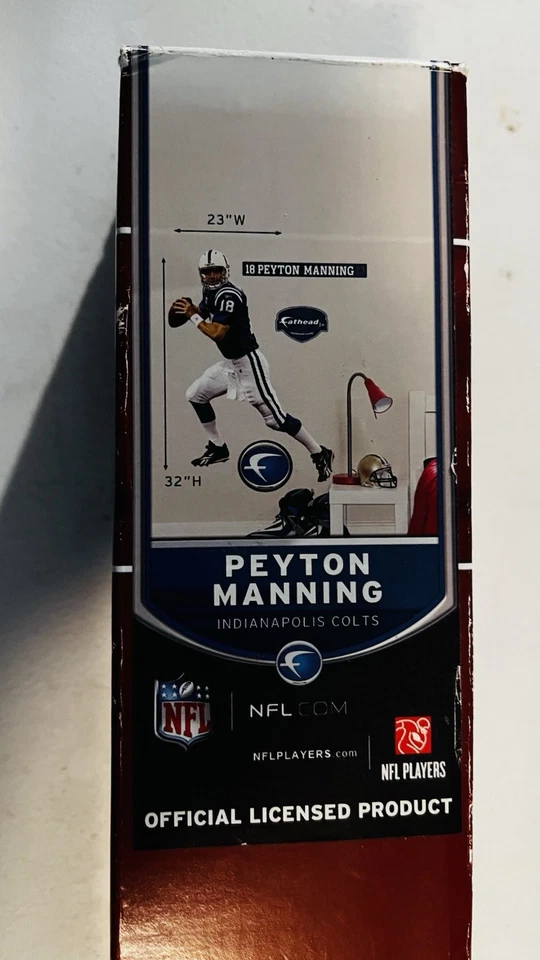 Peyton Manning Fathead Jr. 墙面贴花 23 英寸宽 x 32 英寸高 — 第 1/1 张图片