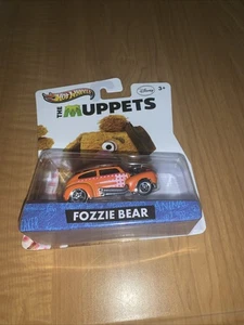 2012 Hot Wheels Character Cars THE MUPPETS FOZZIE BEAR Htf - Picture 1 of 10