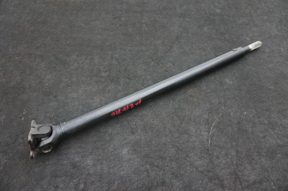 Conjunto de eje de transmisión de hélice delantero OEM 26208698362 BMW M550I xDrive G30 2018-23 Foto 1 de 4