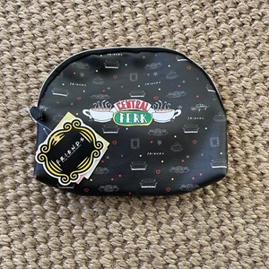 Danielle Nicole Friends Dani 9.5 x 9 Cosmetic Bag Makeup Central Perk - Picture 1 of 4