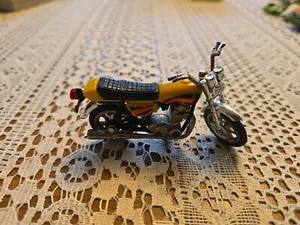 Zee Toys Vintage Yamaha Motorcycle 1974 Yellow 123 - Picture 1 of 13