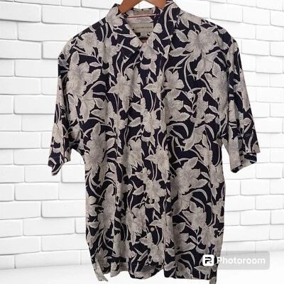 Men's Cutter & Buck Shirt Size Large Cotton Blend Navy w/ White Floral Design - Image 1 of 4