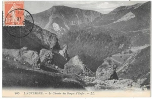 Le Chemin des Gorges d'Enfer 69 CPA écrite à Melle Desporte de Tarare en 1910 - Picture 1 of 2