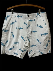 PLUGG Shorts Men's Size 34 Flat Front Flex Waist WHITE BLUE SHARKS Beach - Picture 1 of 7