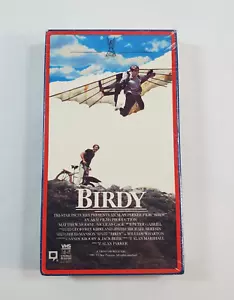 Birdy VHS Tape Sealed New 1985 Columbia Tristar Watermark Nicolas Cage - Imagen 1 de 7