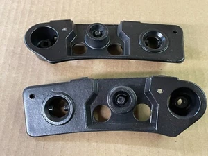 Corvette C4 Targa Top Windshield Frame Mounting bracket 89 90 91 92 93 94 95 96 - Bild 1 von 10