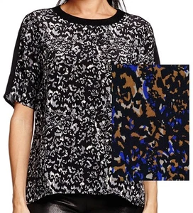 NWT $178 Michael Stars Printed Silk Split Back Elbow Sleeve Top Size M - Picture 1 of 8